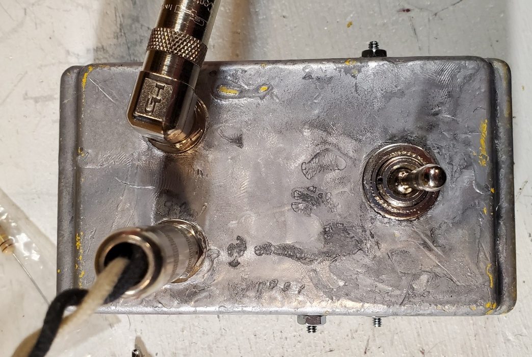 10_percent_power_switch_box_inside-4709878