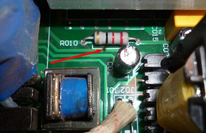 rezistor-sgorev-874-8144902