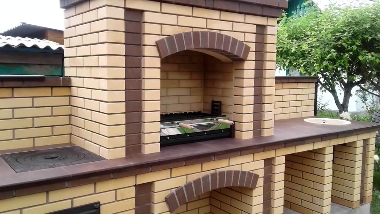barbekyu-iz-kirpicha-poryadovka-17-8420640
